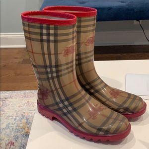 Burberry Rain Boots size 9